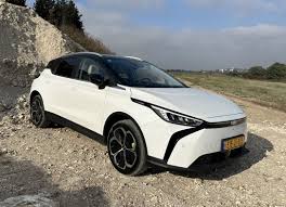 Geely Geometry C