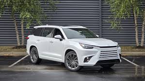 Lexus TX